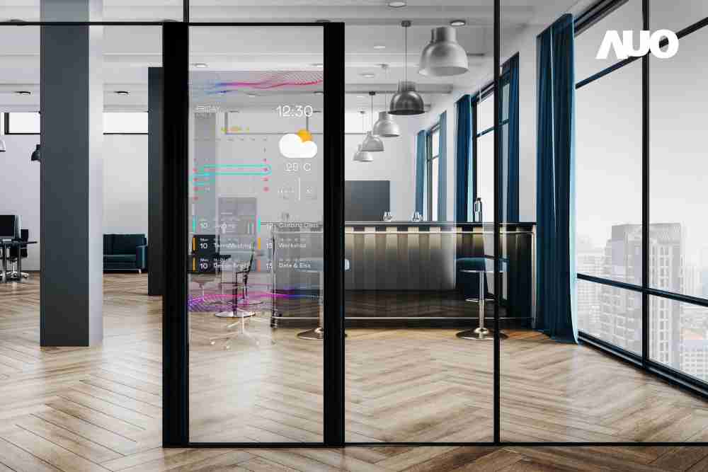 尊龙集团致力于研发低能耗之绿色产品，，，，如低能耗发光组件Micro LED显示技术，，具高透明、、可无限拼接的特性，，，可依需求调整并延伸应用于不同场域，，，包括汽车侧窗或家庭玄关、、智慧橱窗、、、、商业展示等